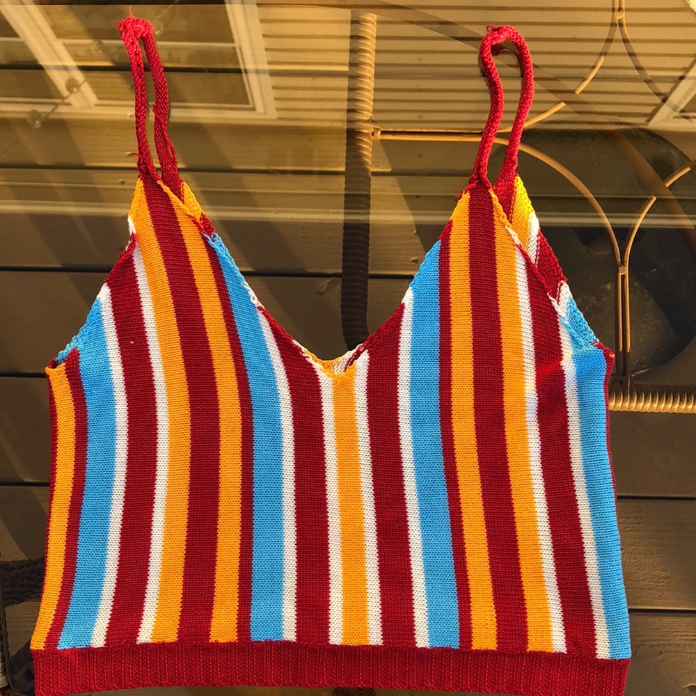 Knit crop top/tank top perfect for the Summer.